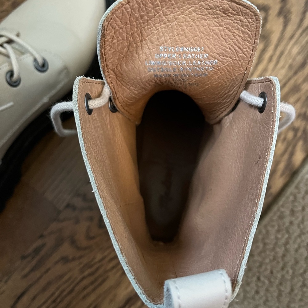 Madewell Rayna Lace Up Cream Lug Sole Combat Boots Size 7 - Picture 9 of 13
